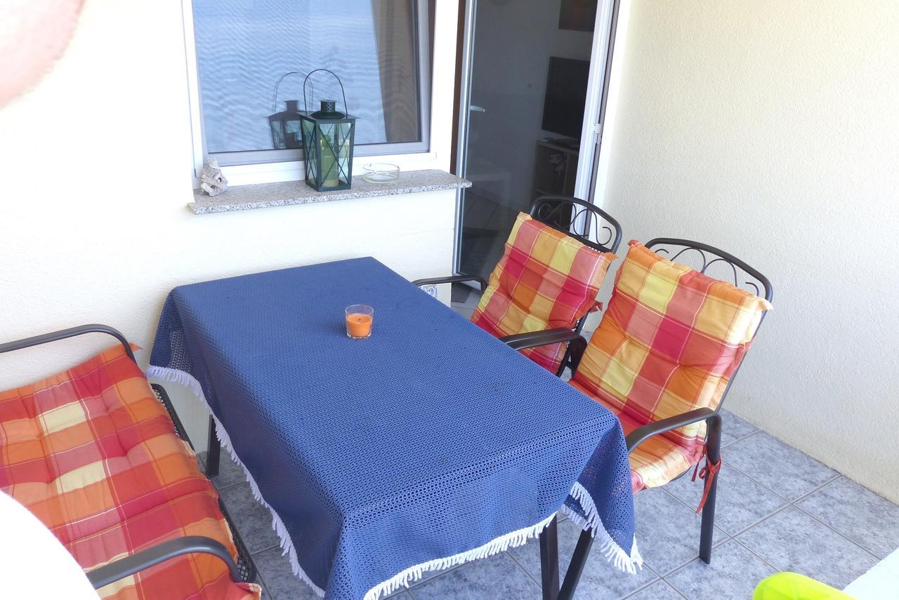 Croliday Apartment With Pool Nin 브르시 외부 사진